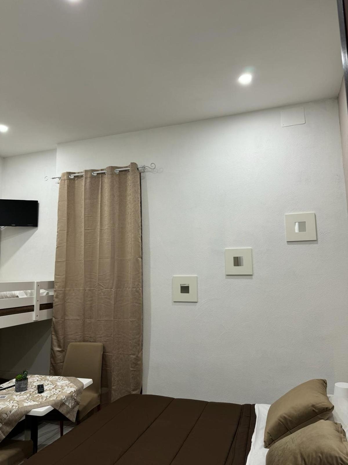 Toledo Terminal Center Apartment Naples Exterior photo