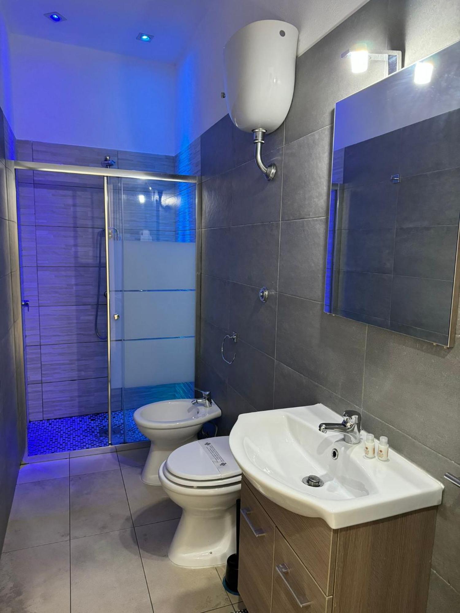 Toledo Terminal Center Apartment Naples Exterior photo